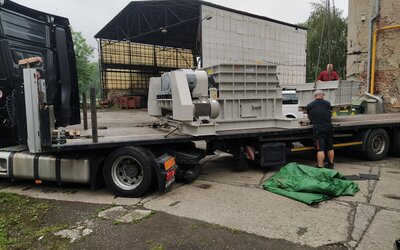 Trhač jílu TRJ1100